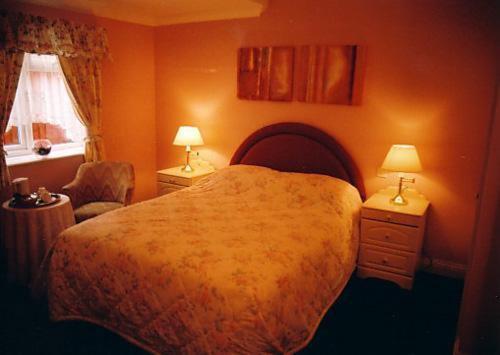 Nonsuch Park Hotel Эпсом Экстерьер фото